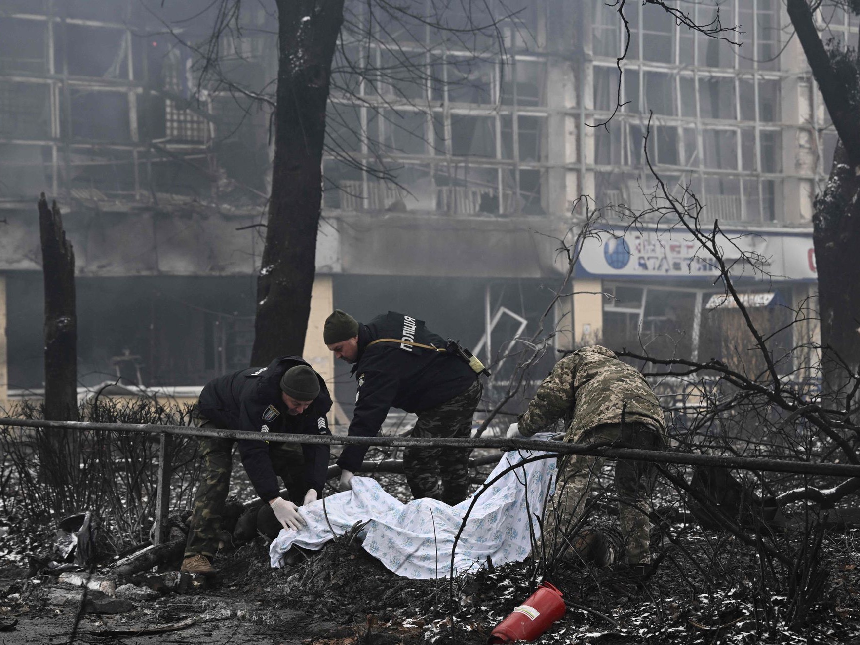 Siete días bajo fuego ruso: han muerto 2 mil ucranianos y casi un millón de refugiados