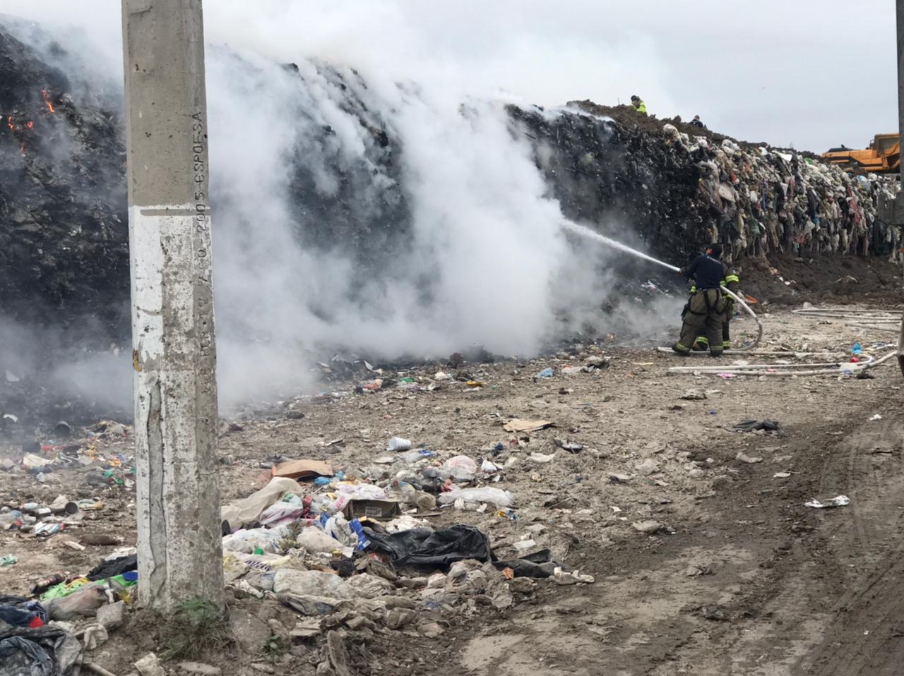 Se incendia Relleno Sanitario