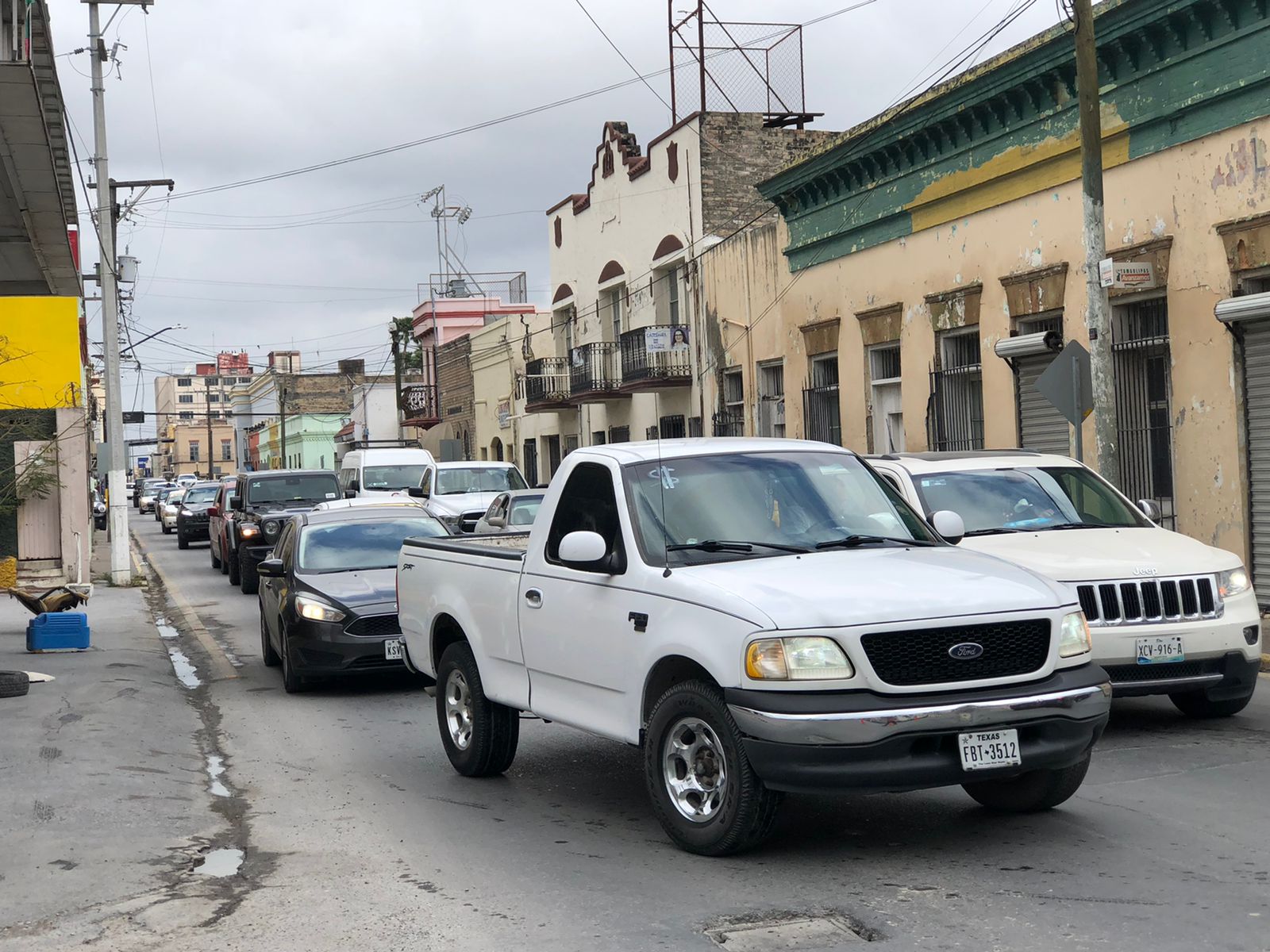 Comienzan a pagar regularización de autos