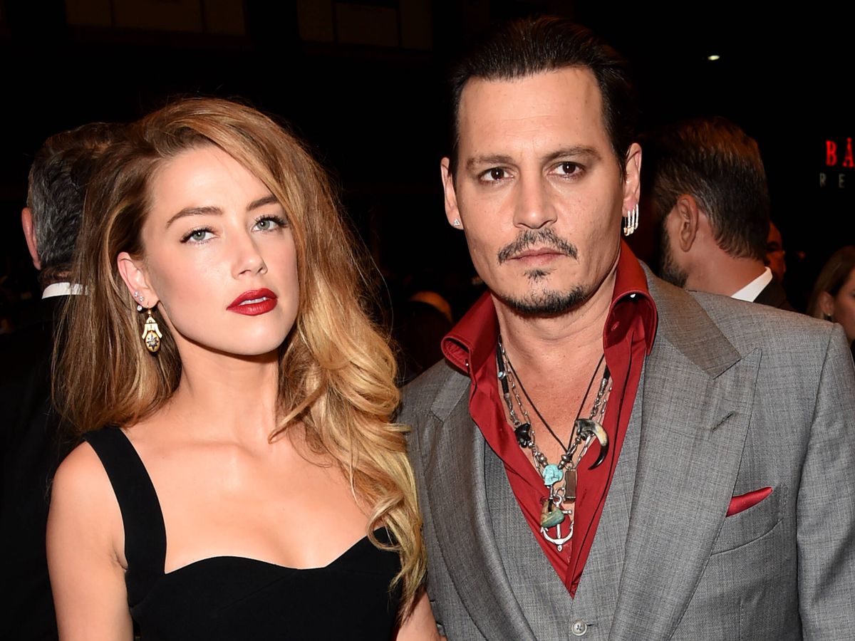 Amber Heard aun ama a Johnny Depp