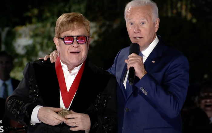 Elton John canta en la Casa Blanca