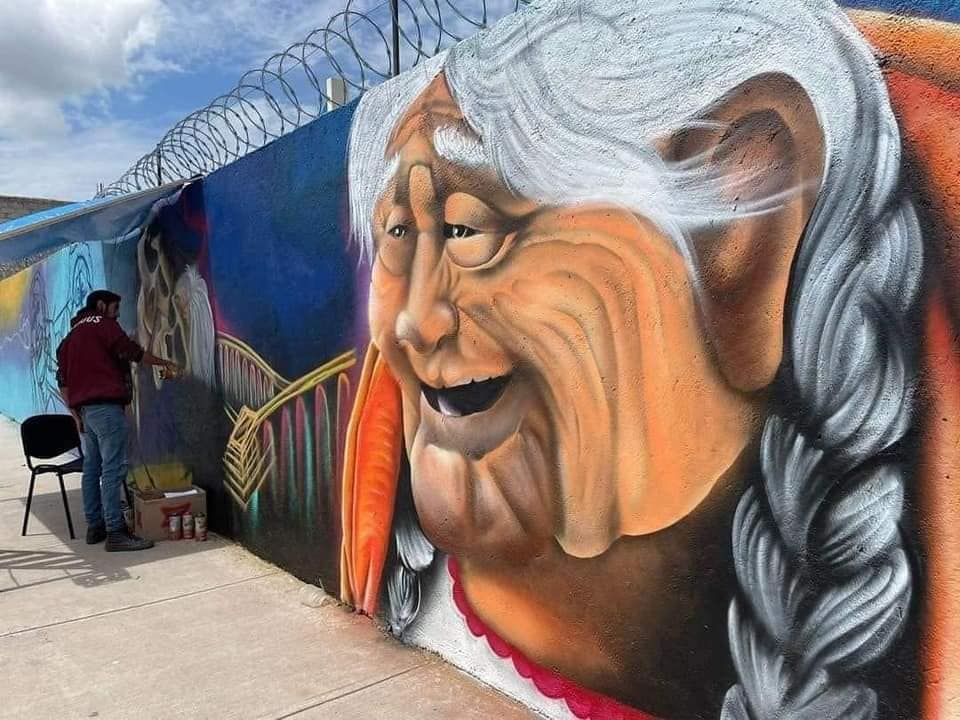Realizan mural en honor a «Mamá Coco»