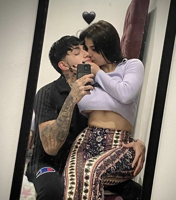 Se confirma relación entre Tony y Karely