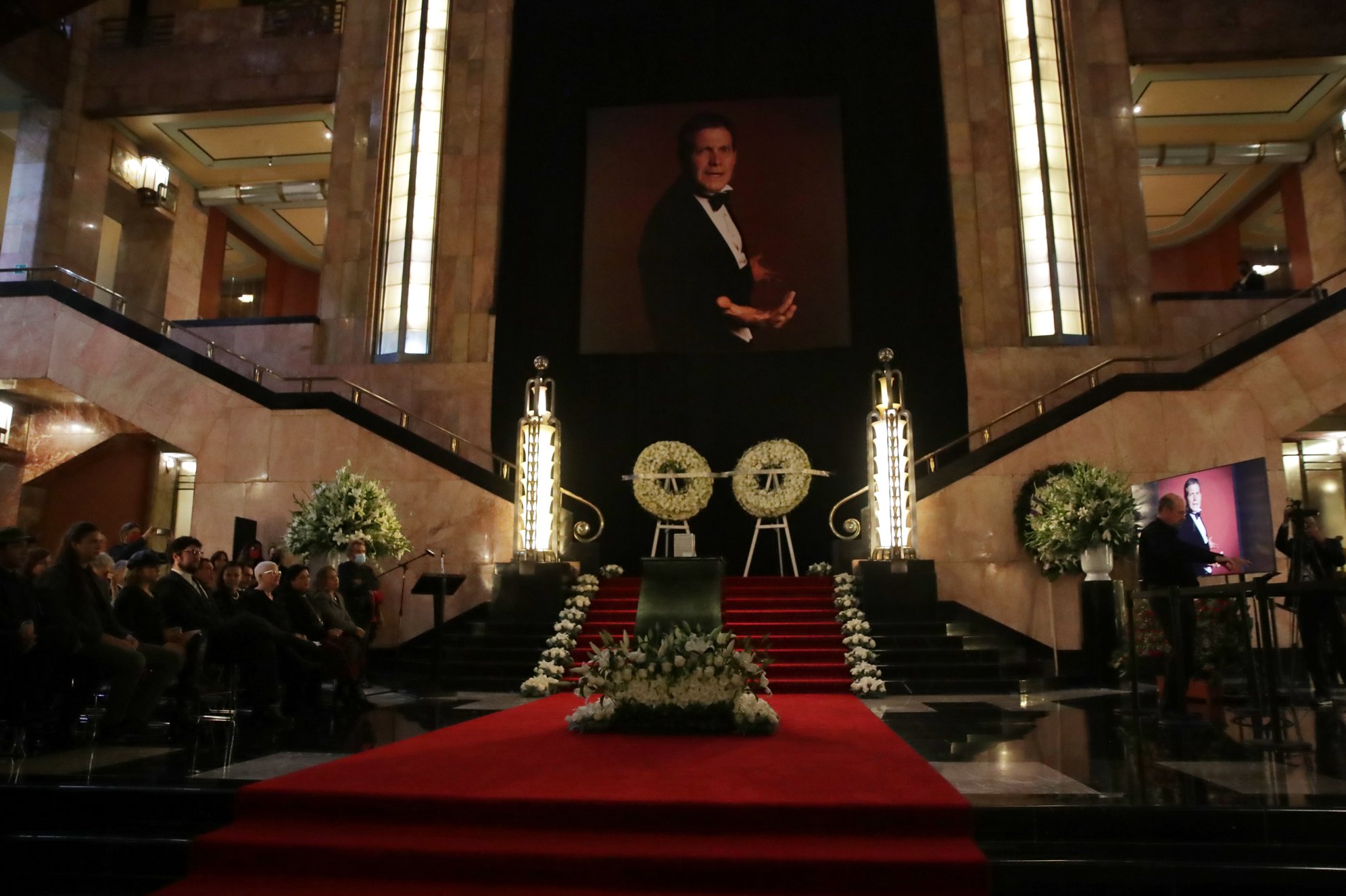 Rinden homenaje a Héctor Bonilla