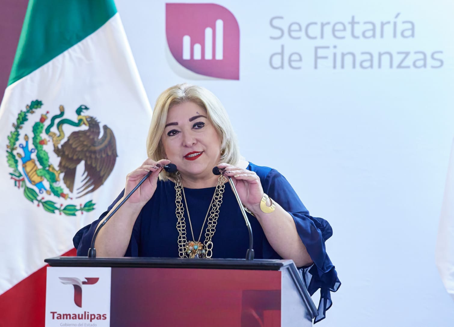 Tamaulipas, primer lugar nacional en regularización de vehículos: Adriana Lozano