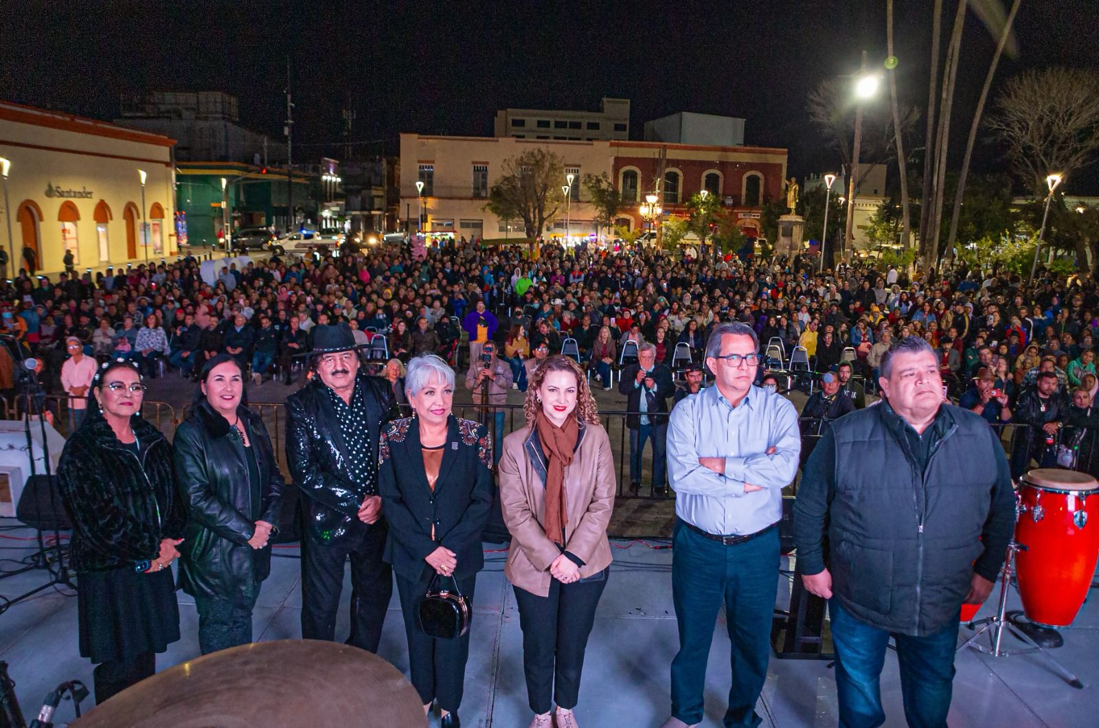 Espectacular cierre de festejo del 198 aniversario de Matamoros 