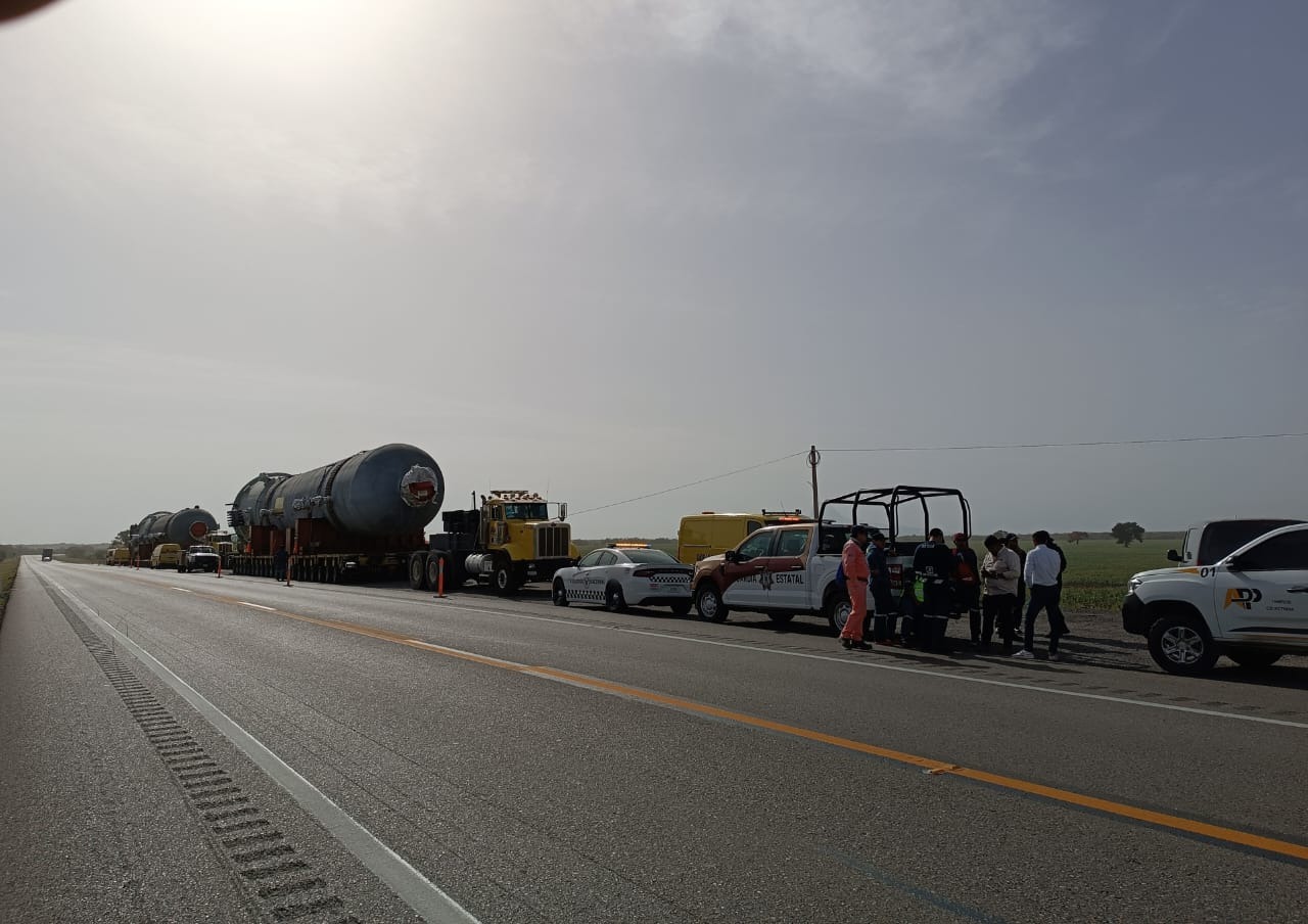 Alerta: circulación cerrada en Carretera Federal 81 por traslado de calderas