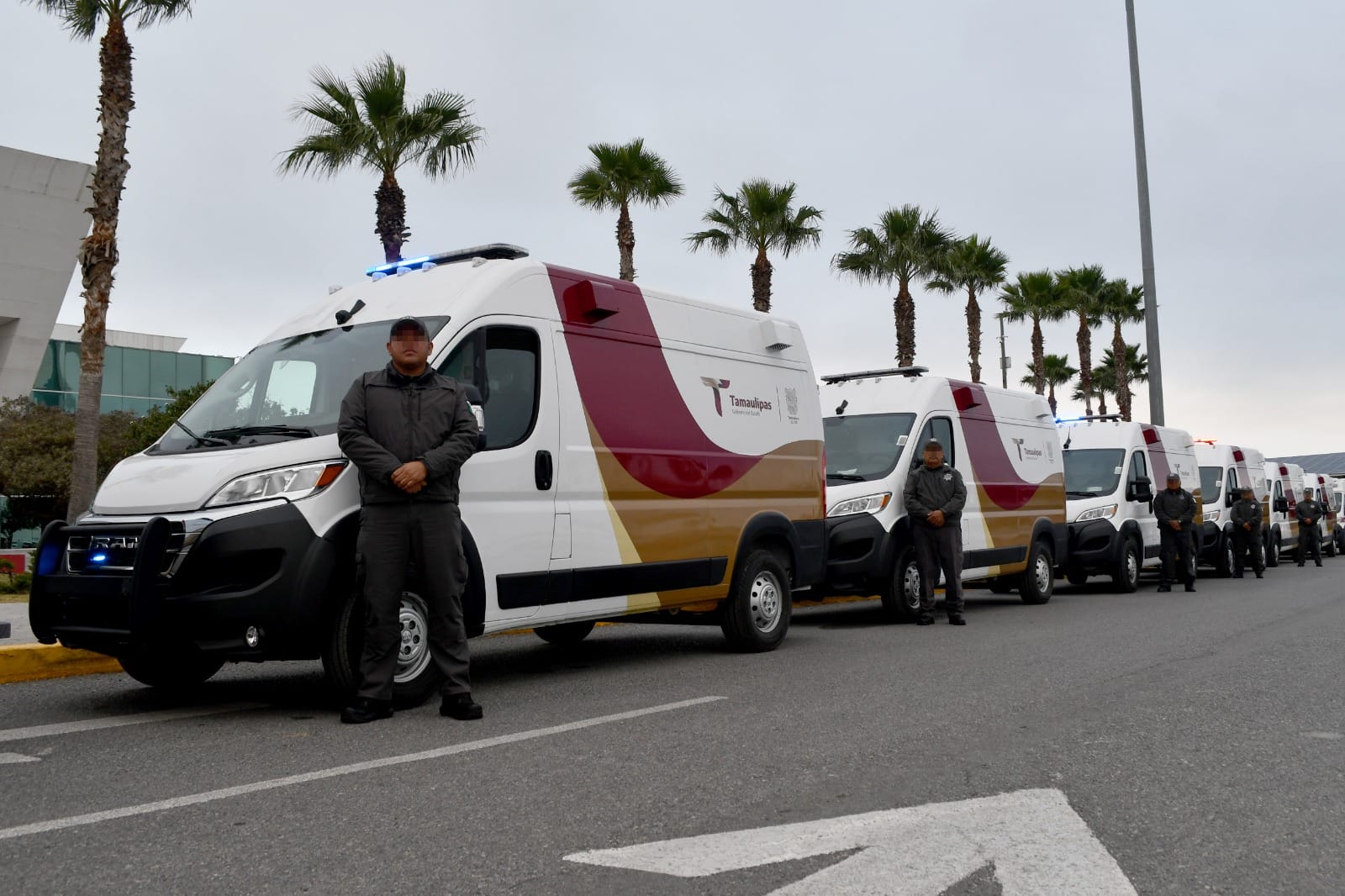 Recibe CEDES unidades para traslado y seguridad de PPLs