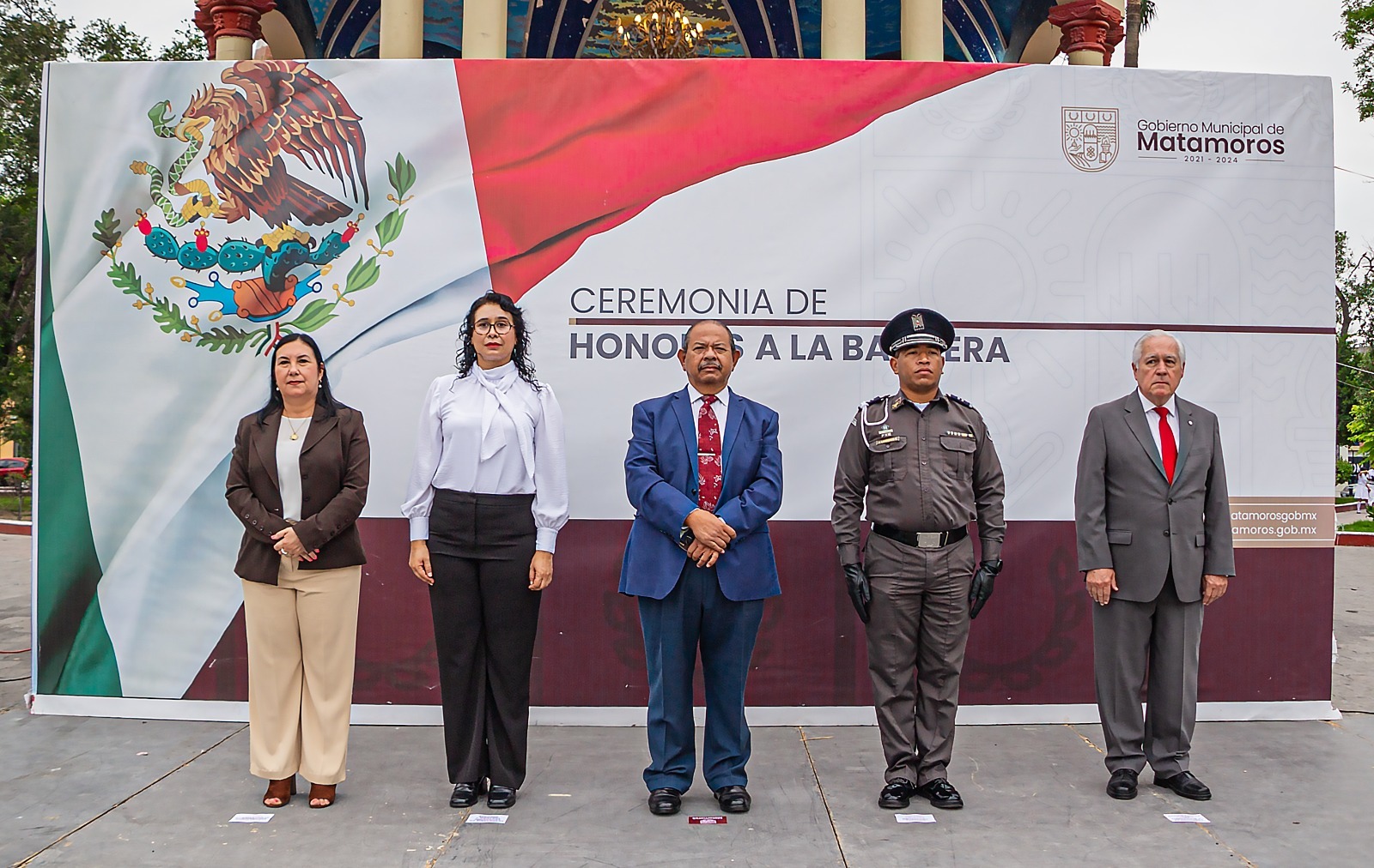 Realiza Municipio de Matamoros a través de SECUDE ceremonia de honores a la Bandera