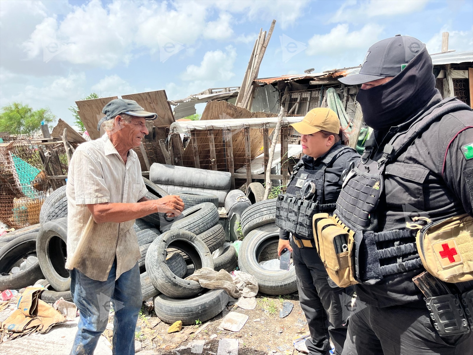 Rescatan a burro maltratado en Matamoros 