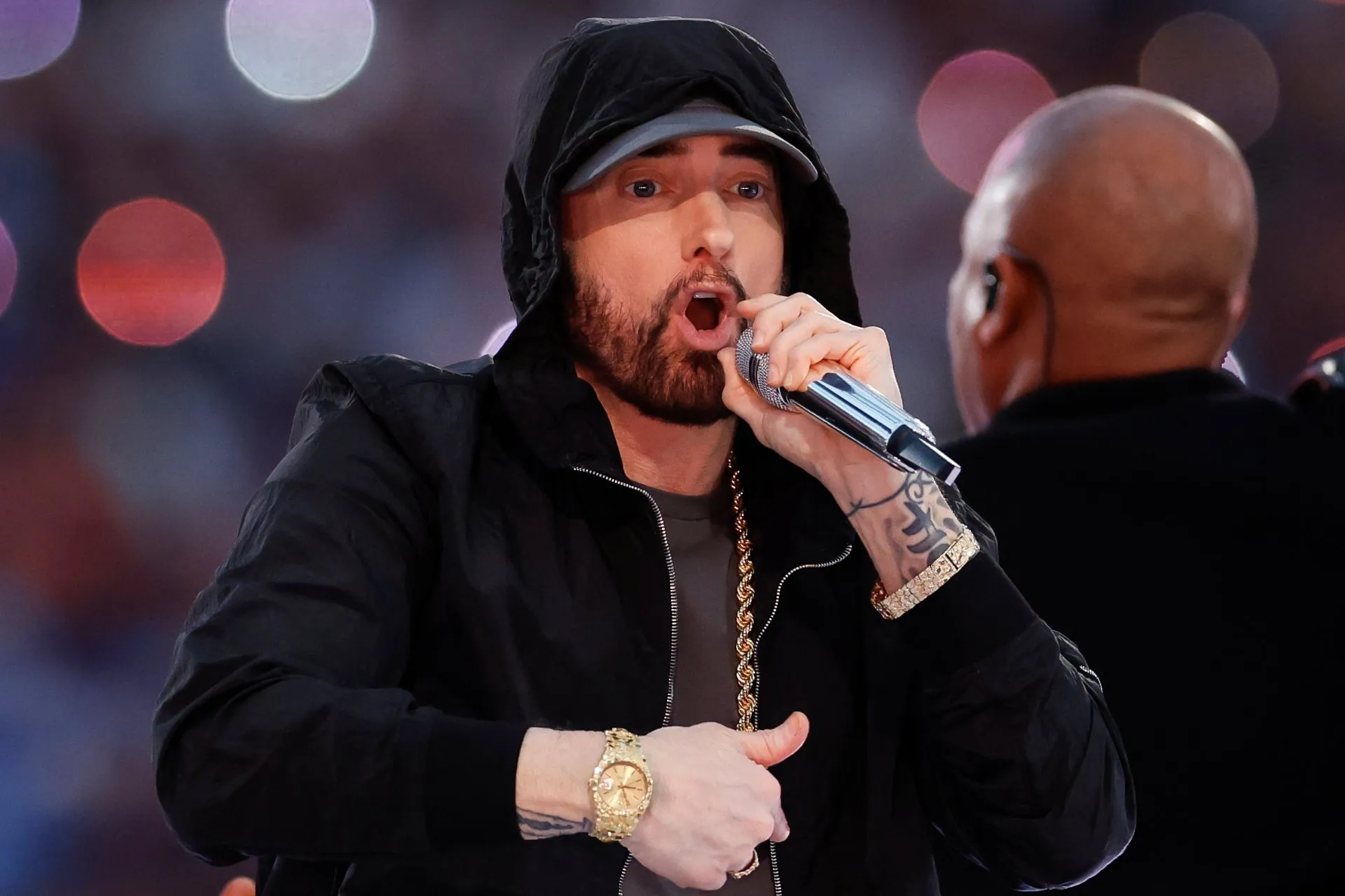 Eminem llega al número 1 en las listas Billboard y termina con reinado de Taylor Swift