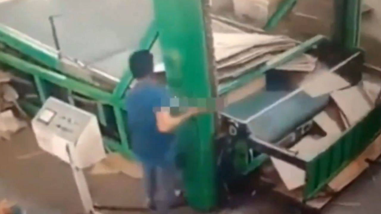 Un trabajador muere después de quedar atorado por el cuello en un elevador industrial