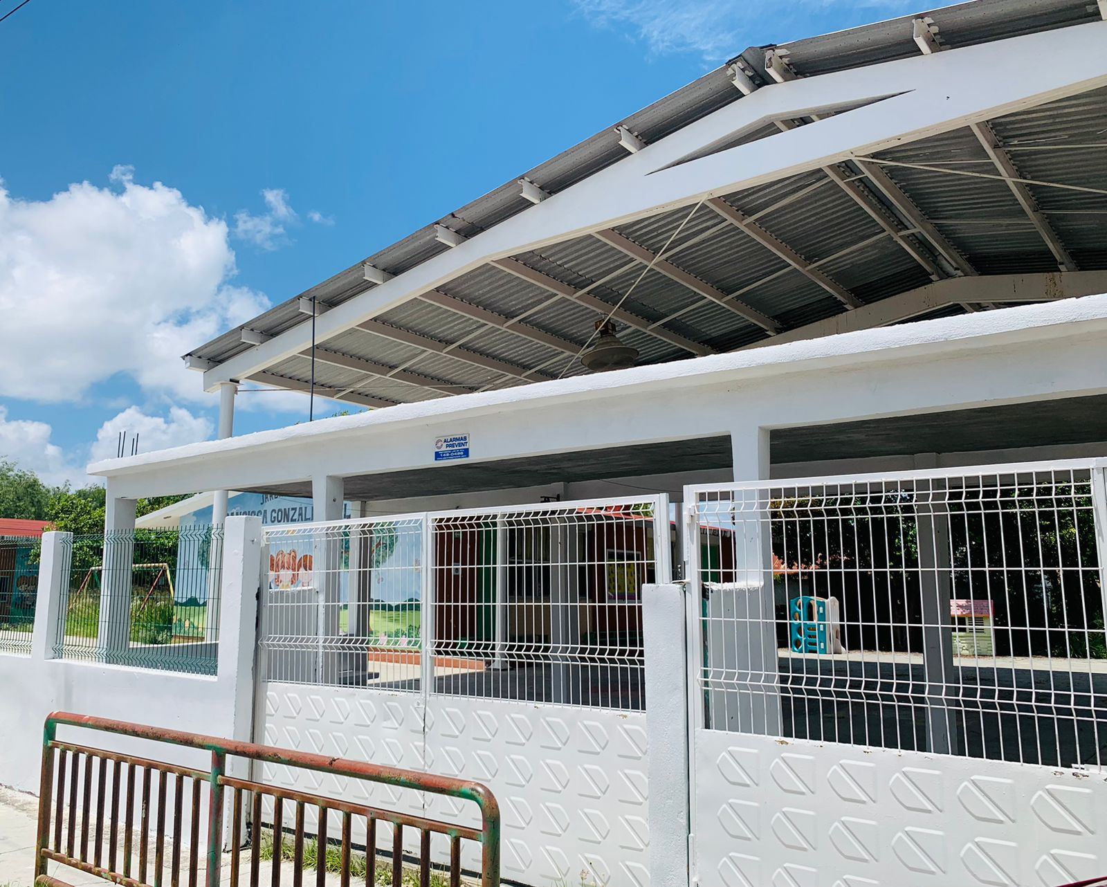 Escuelas libres de robo; sólo vandalizaron 2 planteles