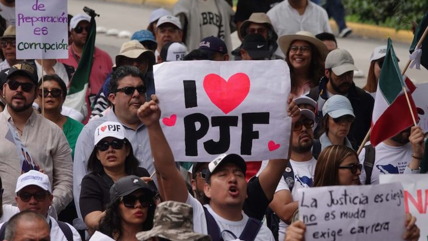 Estudiantes de la UNAM, Ibero y otras universidades convocan a marcha contra la reforma al Poder Judicial