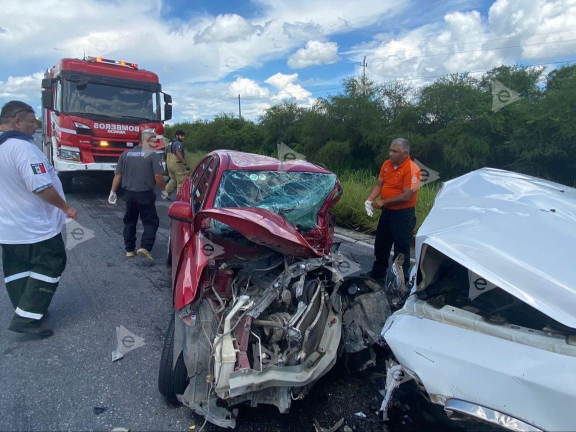 Carreterazo dejó 2 muertos 