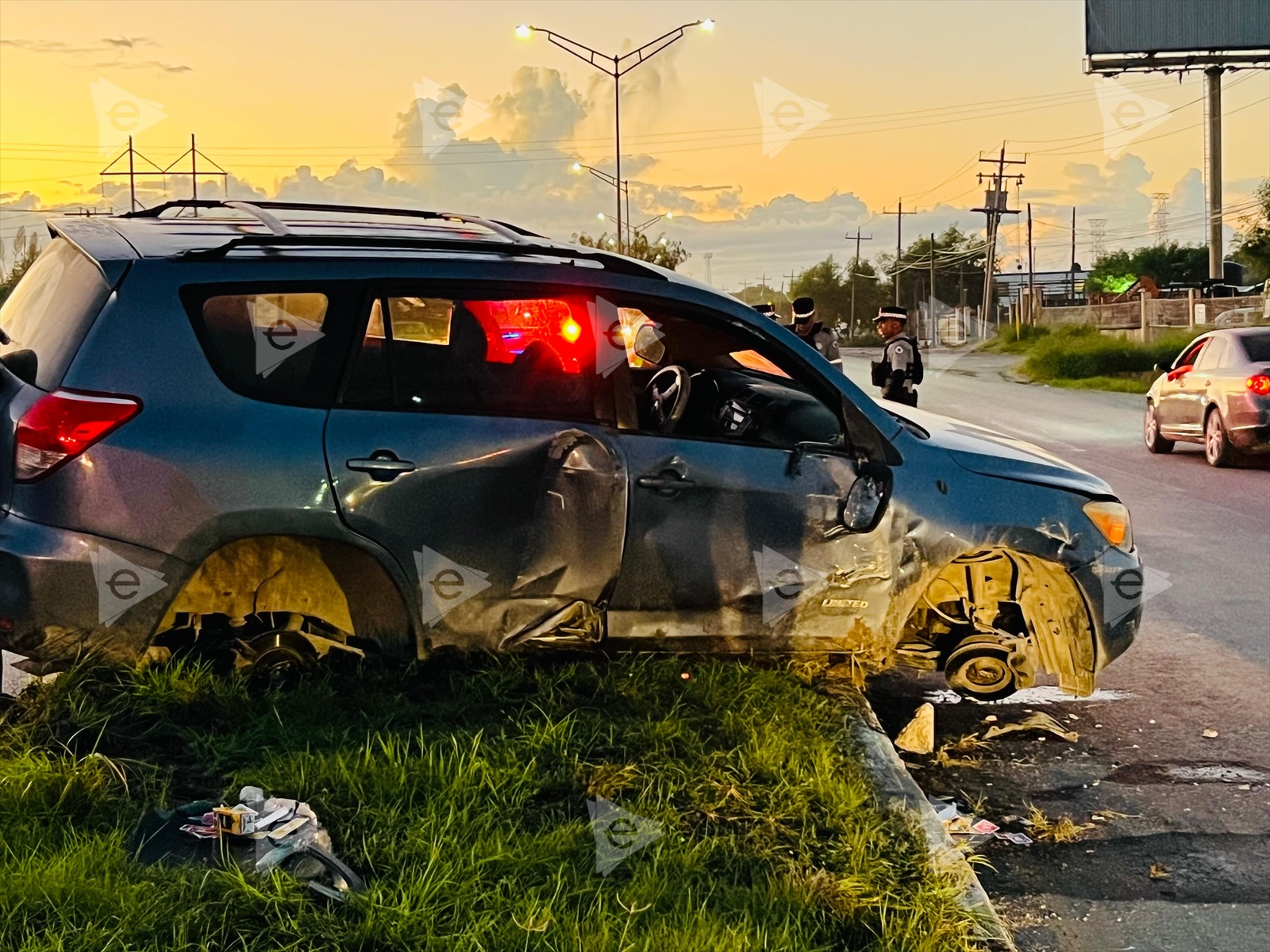 Vuelcan en carretera a Reynosa