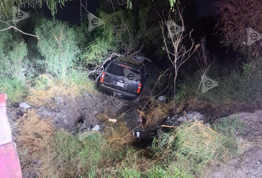 Choca conductor de Tahoe contra caballo 