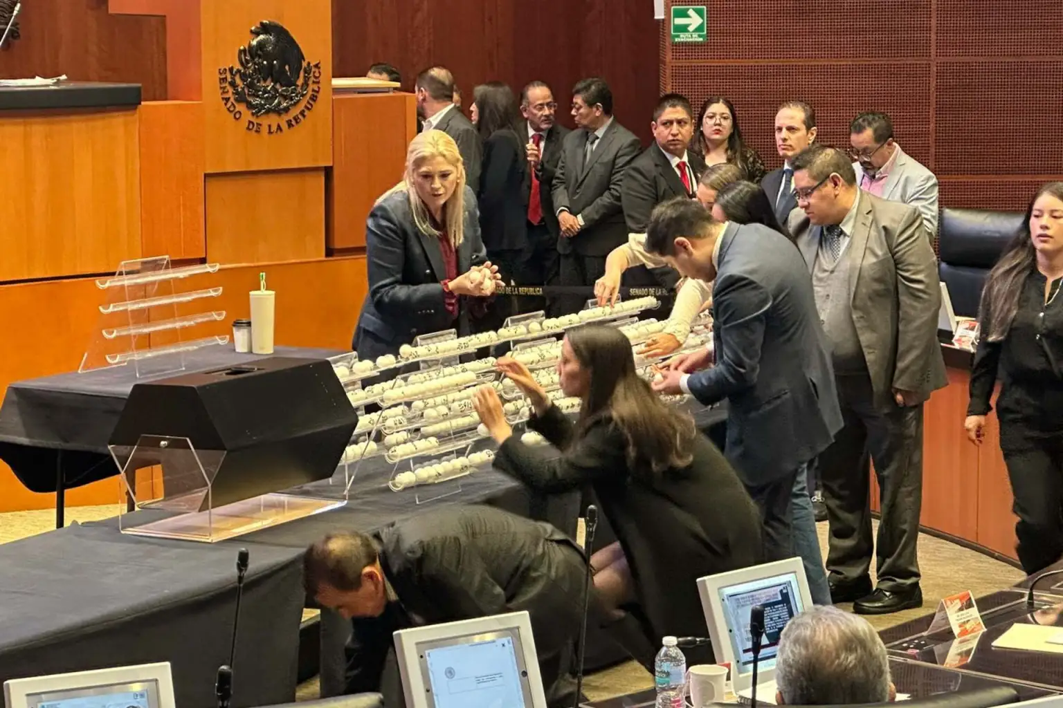 Senado sesiona para sortear plazas de magistrados y jueces