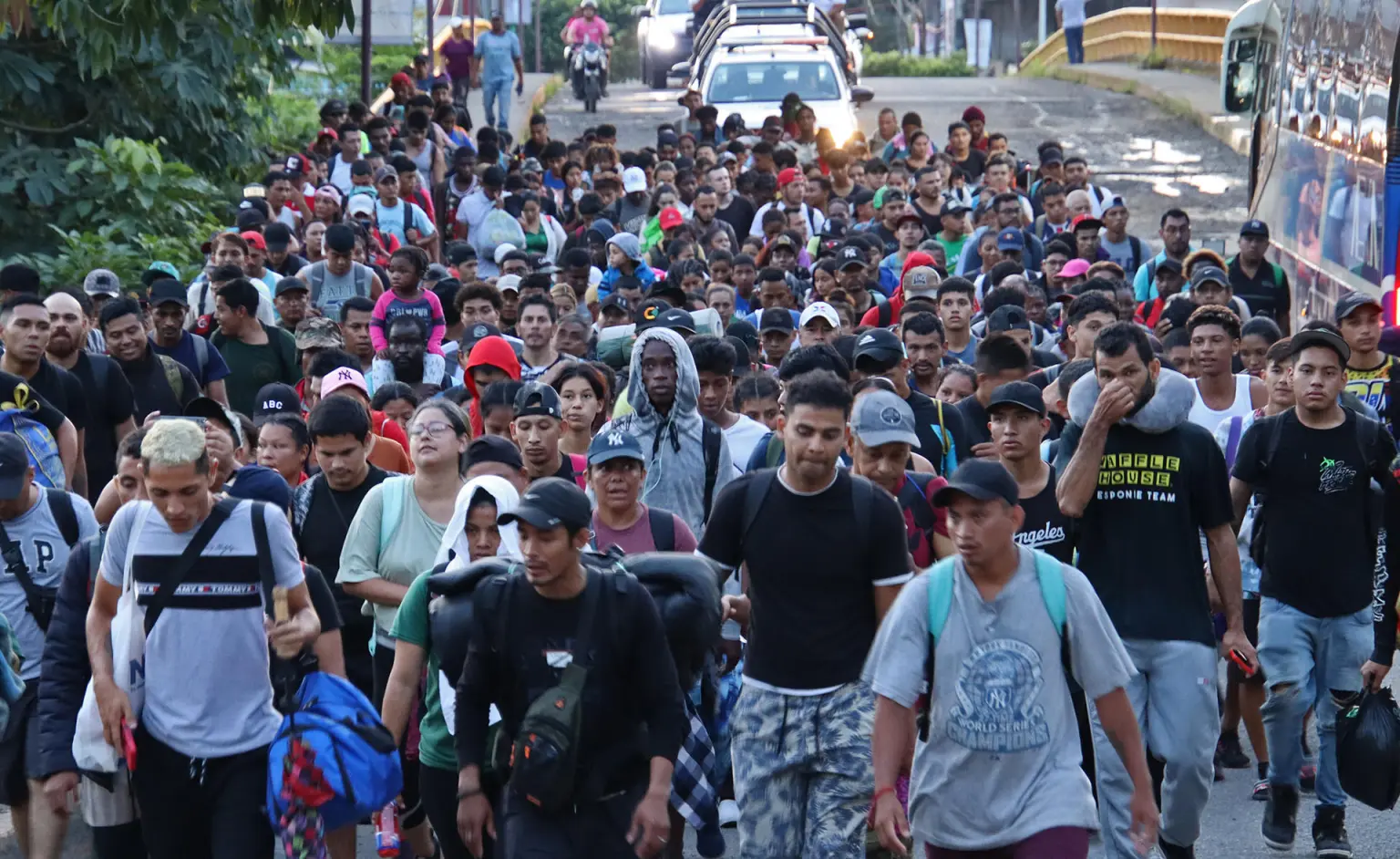 Primera caravana migrante en gobierno de Sheinbaum parte de Tapachula, Chiapas