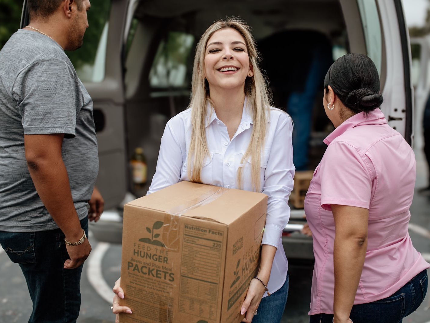 Visita Presidenta de DIF Matamoros a niñas y niños de la Casa Hogar