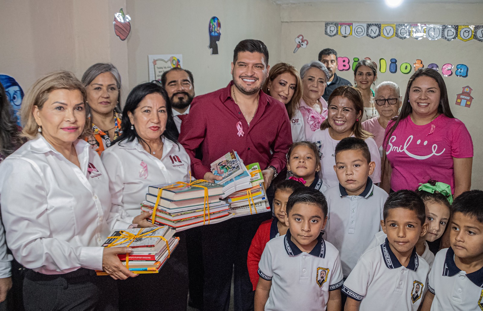 Biblioteca en Ejido Longoreño