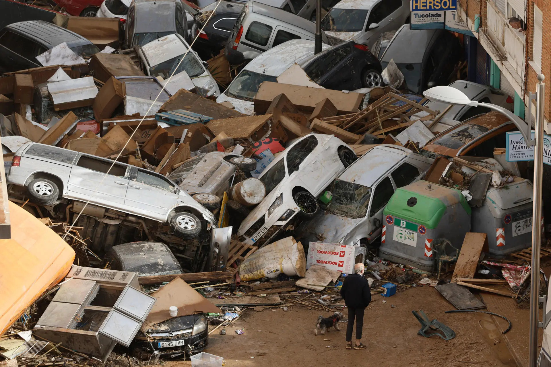 Consulado descarta mexicanos afectados por temporal en Valencia