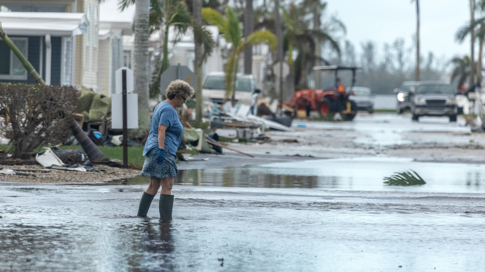 A dos días del impacto del huracán Milton, más de dos millones de personas siguen sin electricidad en Florida