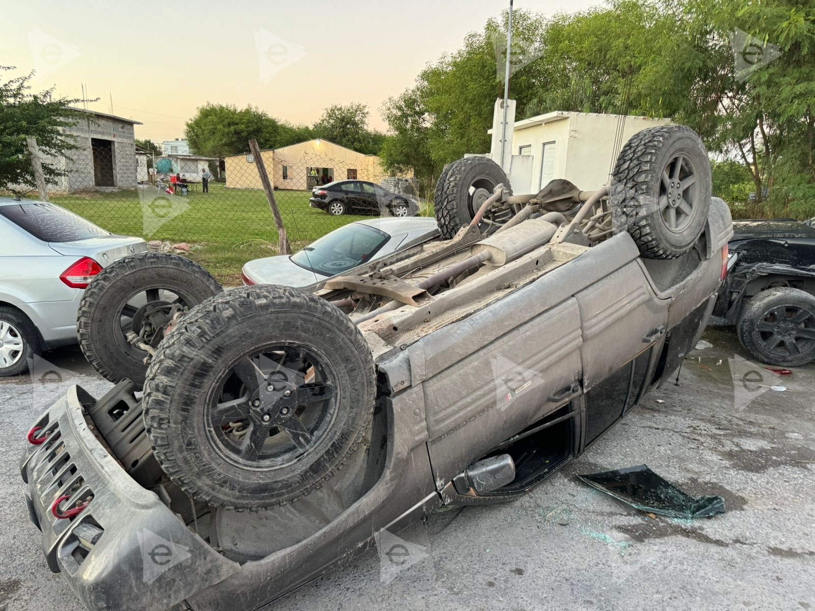 Manejan ebrios y causan accidentes