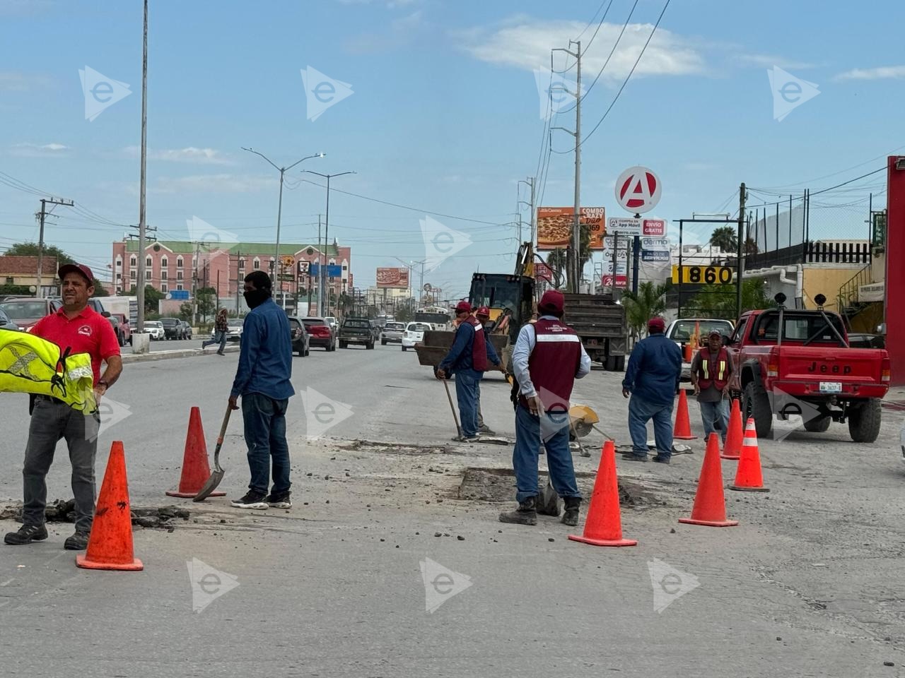 Avanzan en bacheo