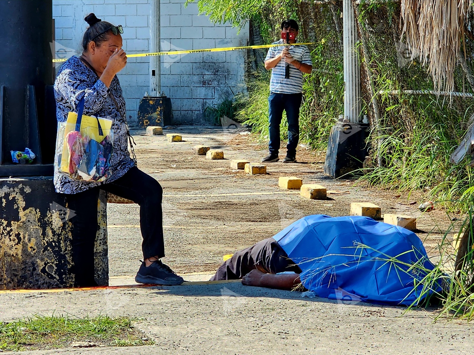 Fallece hombre en vía pública