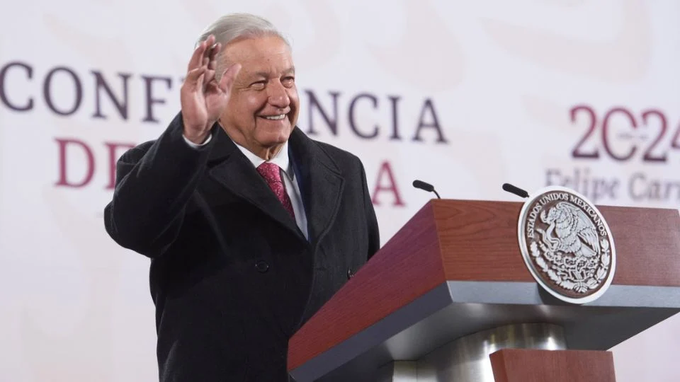 AMLO suma 17 días fuera del ojo público