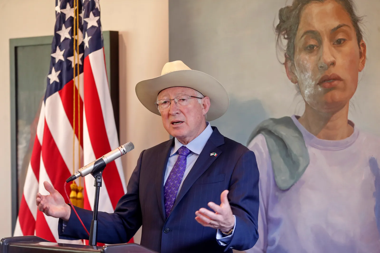 Ken Salazar asegura que la relación entre EE.UU. y México “nunca se va a pausar”