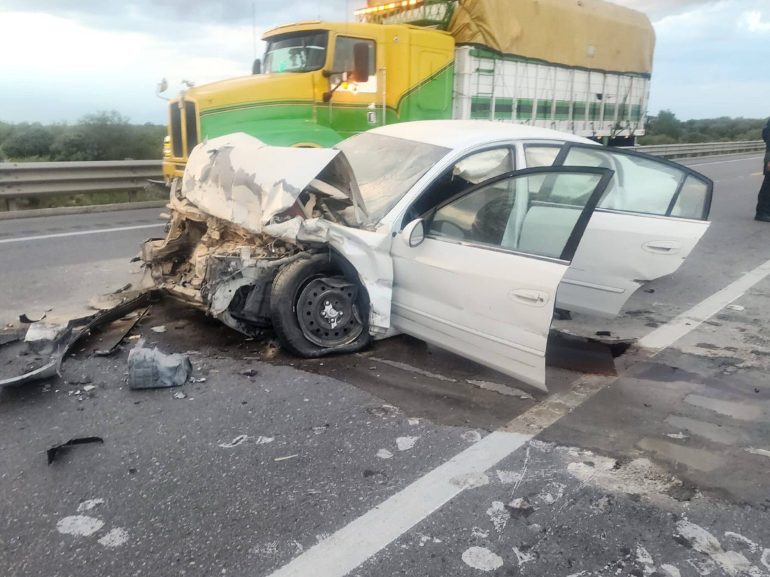 Choque deja 5 lesionados