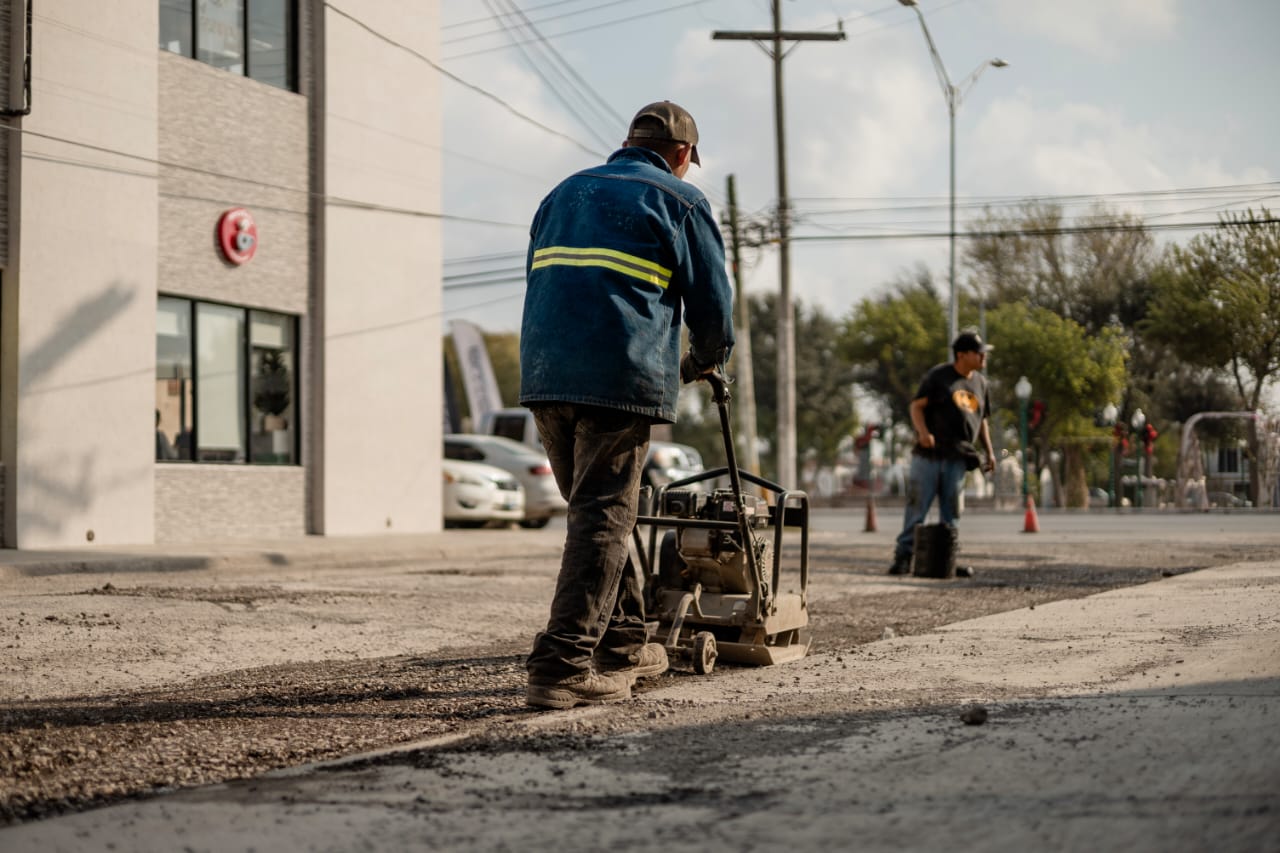 Gobierno Municipal Realiza Acciones de Mejoramiento Vial en Diversos Sectores