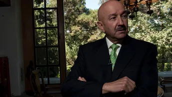 «Me llamo Carlos Salinas de Gortari y soy desempleado»: ex presidente reaparece en podcast