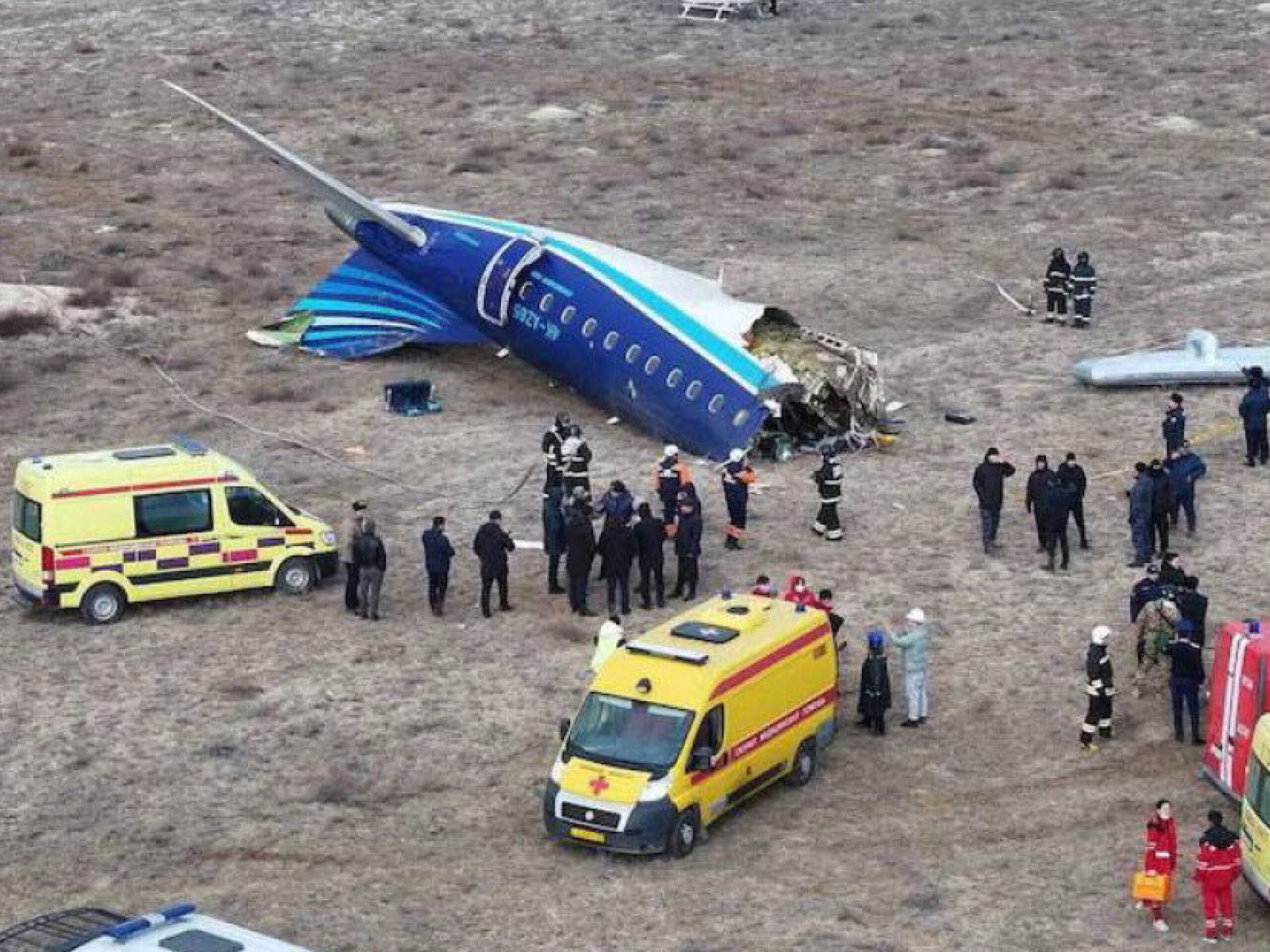 Se estrella avión; hay 38 muertos