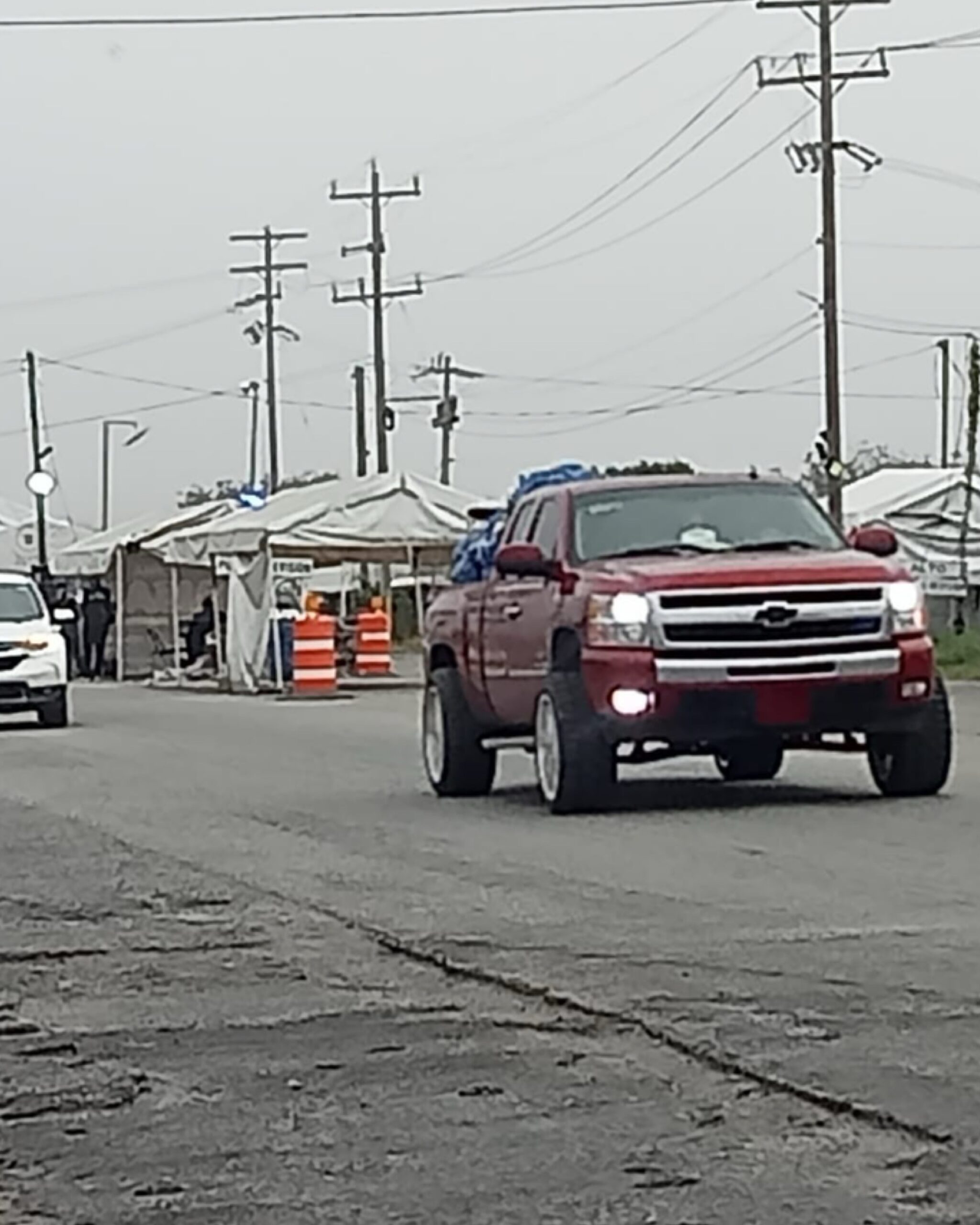 Guardia Estatal brinda seguridad a caravana de paisanos