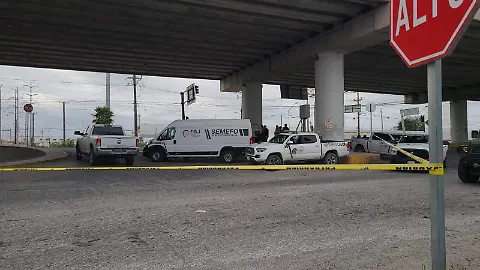 Abandonan camioneta con cuatro cadáveres en Tamaulipas