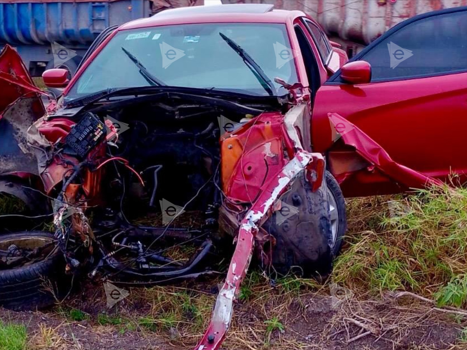 Choque en San Fernando deja daños y lesionado