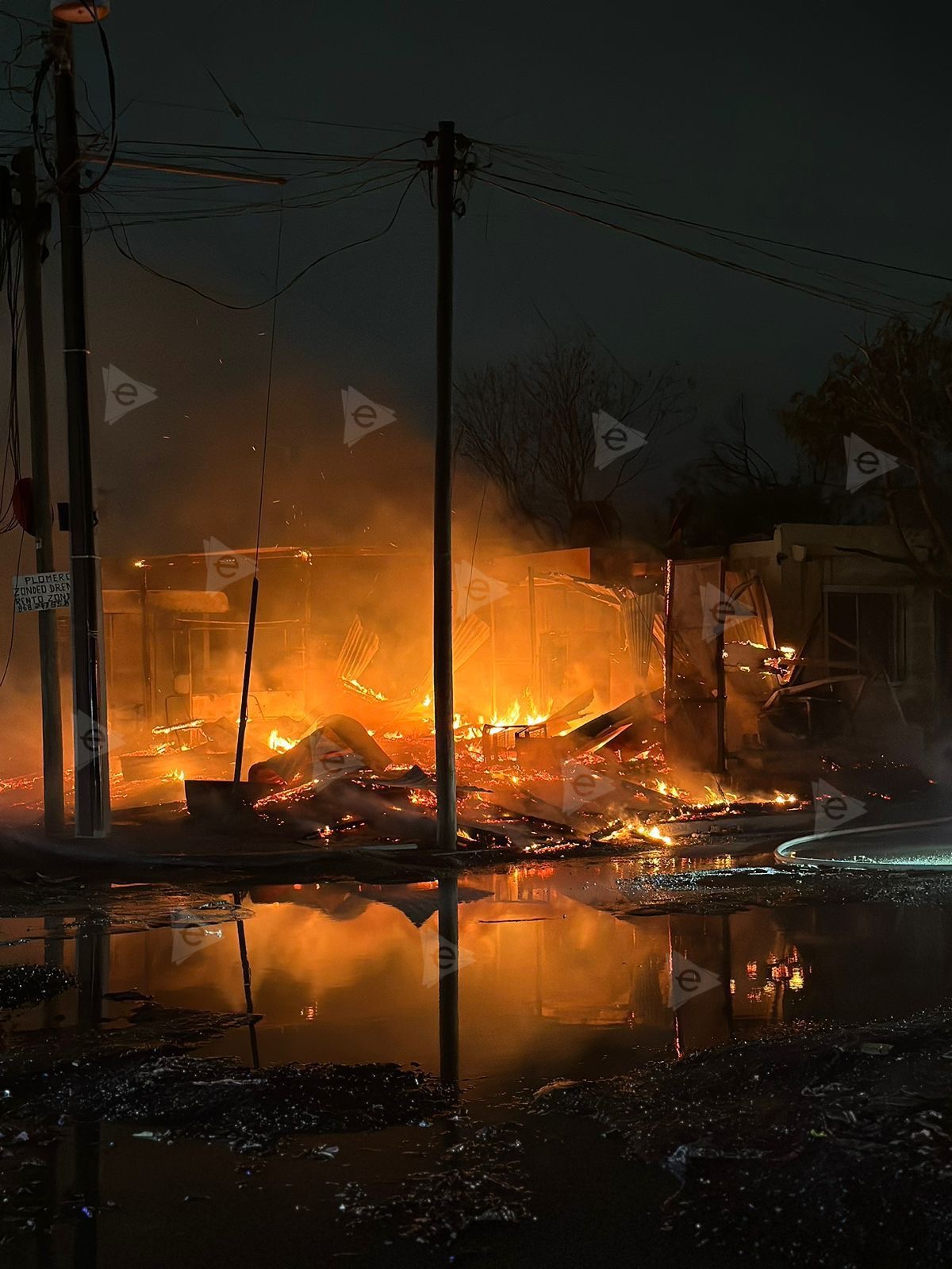 Se incendia marisquería