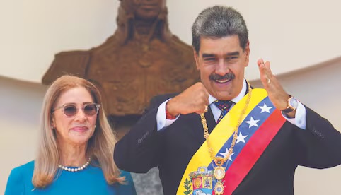 Maduro asegura preparativos para “tomar las armas”