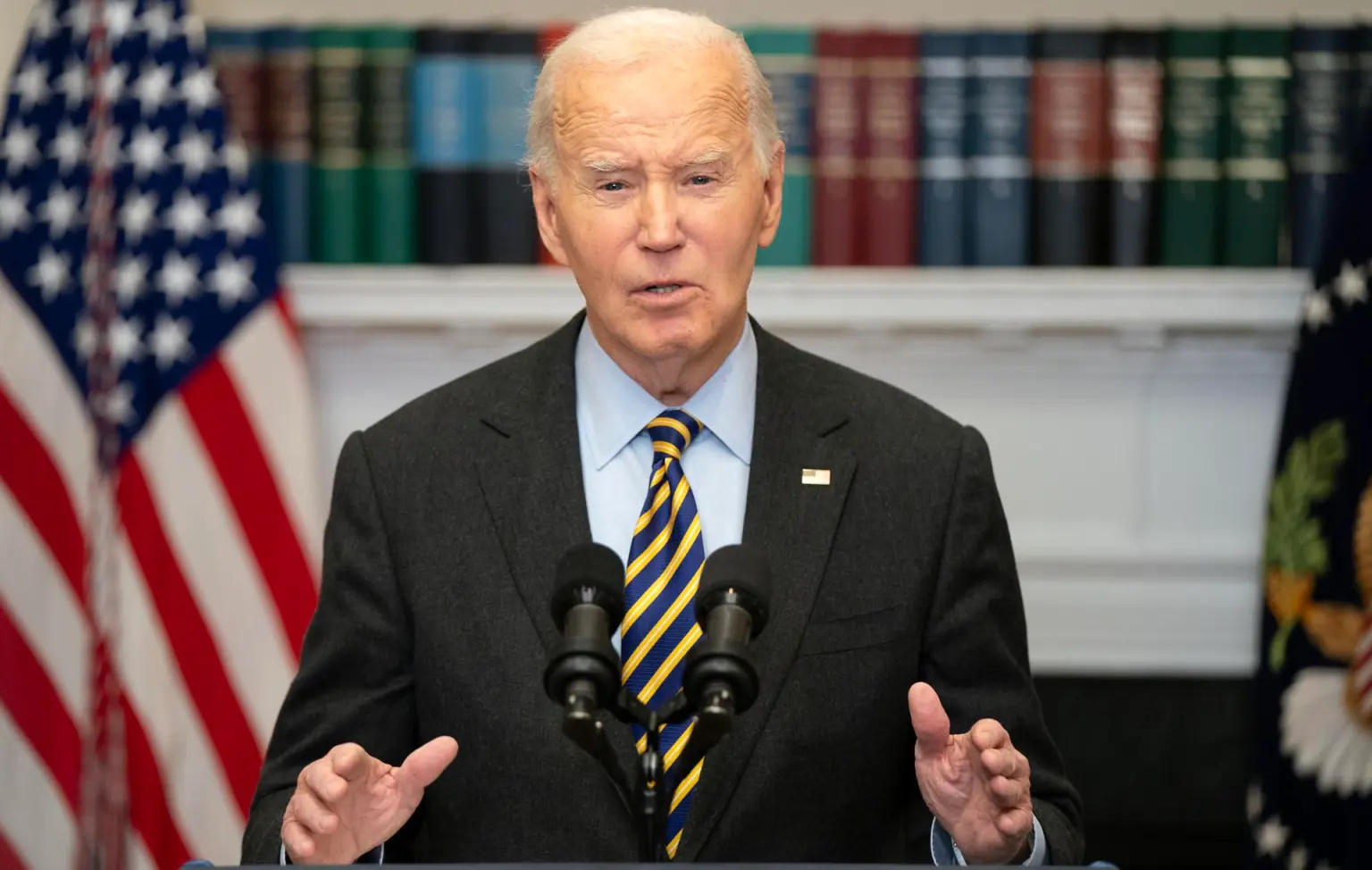 Biden condona deuda a 150 mil estudiantes más; total de beneficiados suman 5 millones