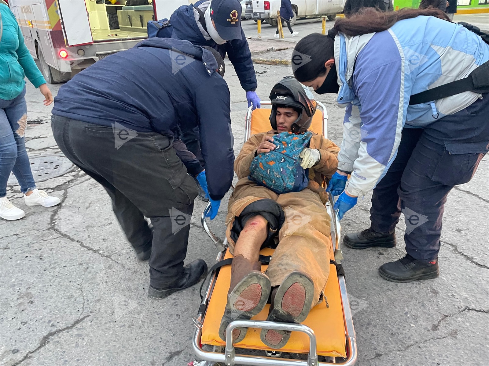 Motociclista lesionado en choque 