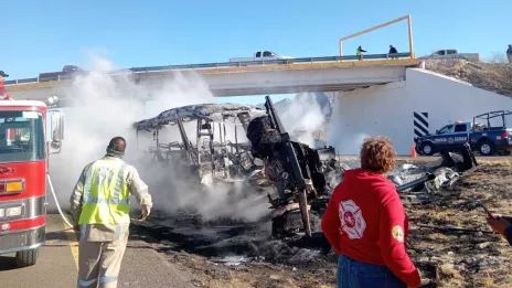 Al menos 10 personas calcinadas en choque en autopista Durango-Gómez Palacio